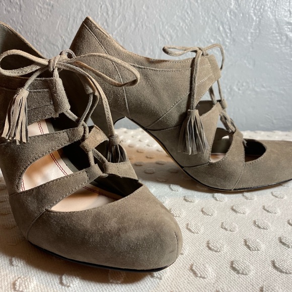 Plenty by Tracy Reese Paola Gray Lace Up Heels with Tassel Detail - Picture 7 of 16